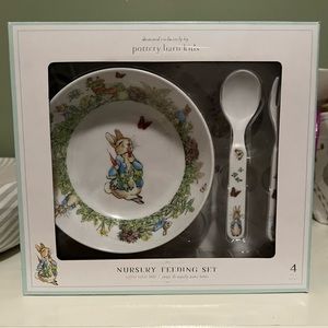 Pottery barn nursery feeding set
